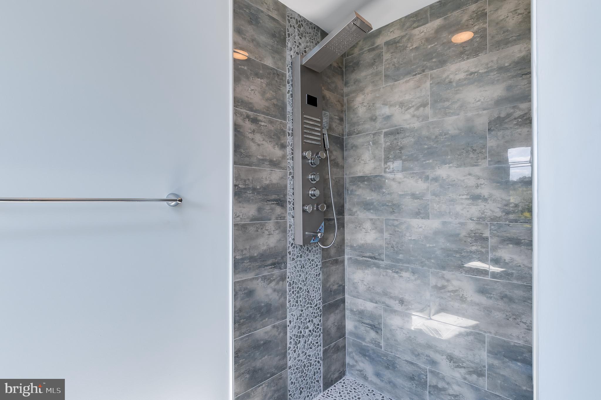 90 Anthony Drive Burlington, NJ 08016 - Photo 29 of 83 Primary Bathroom w/LED Rainfall Shower