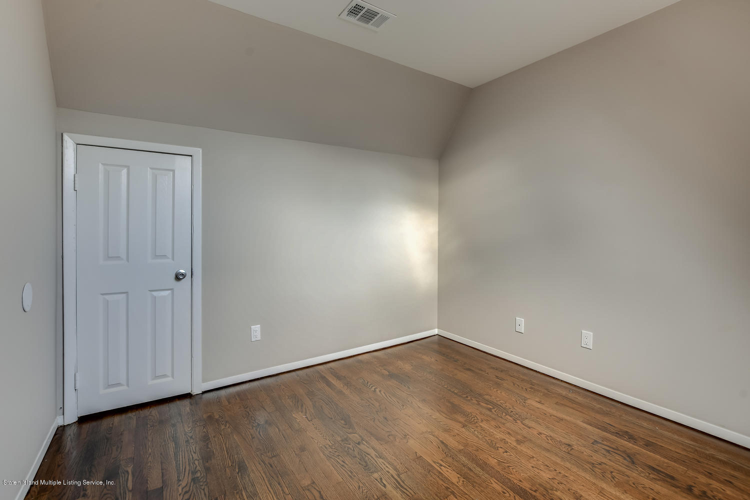 742 Willowbrook Road Staten Island, NY 10314 - Photo 18 of 61 2B Bedroom Three