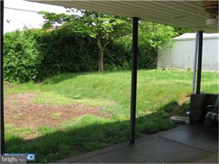 713 Charette Road Philadelphia, PA 19115 - Photo 5 of 22