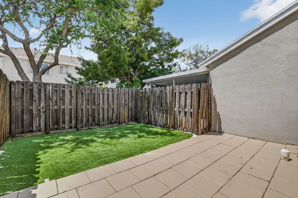 $2,900 | 735 Northwest 42nd Place, Deerfield Beach, FL 33064