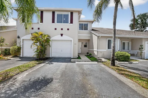 $2,900 | 735 Northwest 42nd Place, Deerfield Beach, FL 33064
