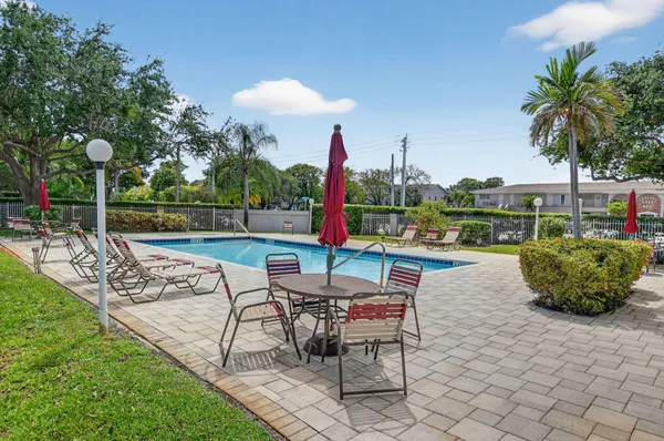 $2,900 | 735 Northwest 42nd Place, Deerfield Beach, FL 33064