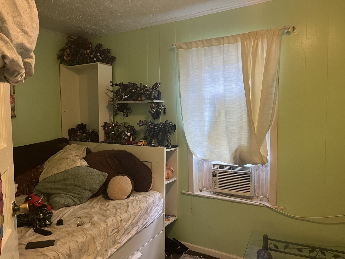 403 South West Street Plano, IL 60545 - Photo 10 of 21 a bed room with a bed and a chair