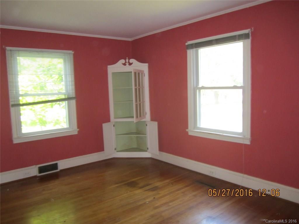 512 West Rice Street, Unit 6 Landis, NC 28088 - Photo 4 of 11 Gallery Image 4