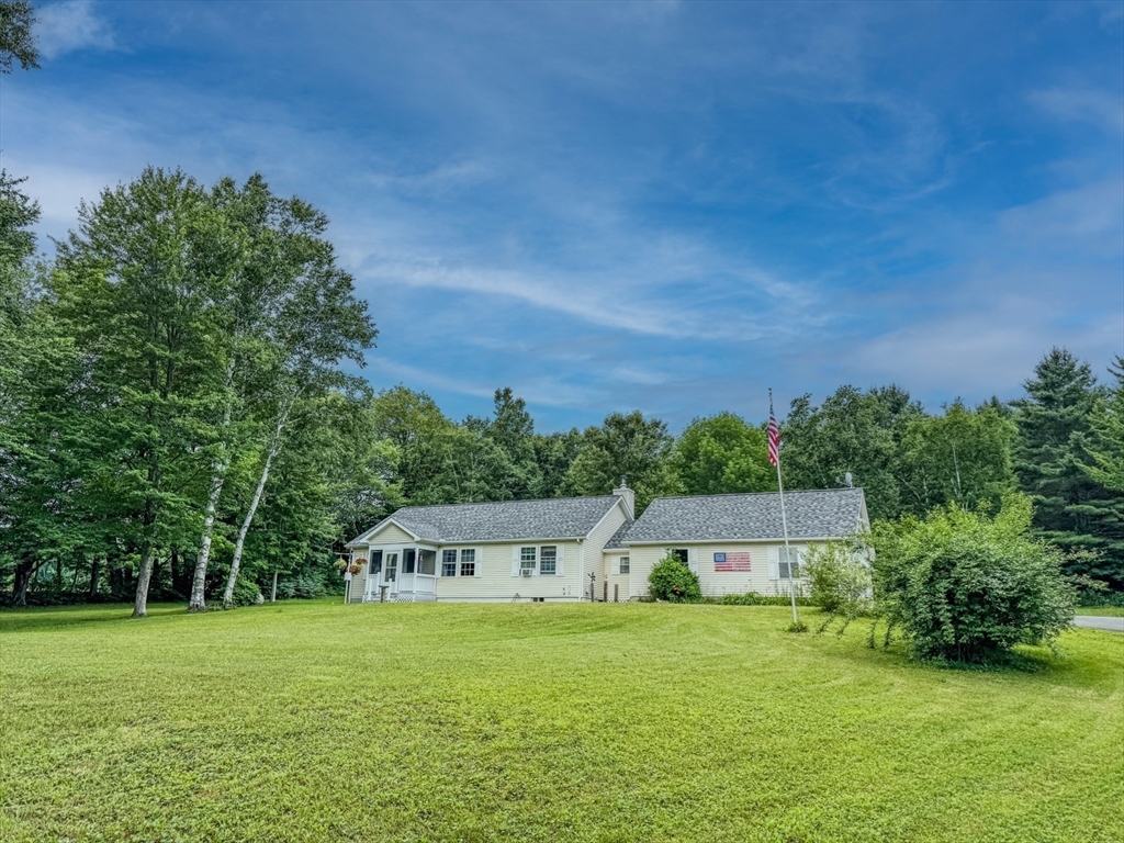 468 Tunnel Road Rowe, MA 01367 - Photo 4 of 41