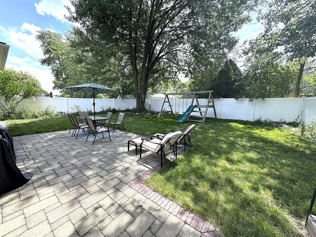 39889 Coronation Road Canton, MI 48188 - Photo 9 of 51