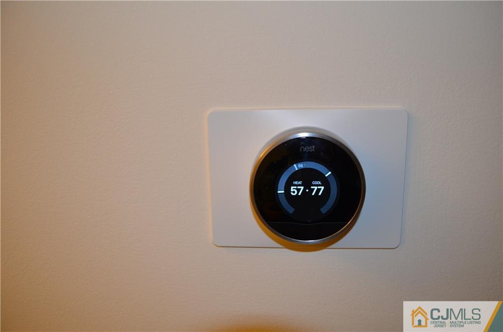 225 Constitution Circle North Brunswick, NJ 08902 - Photo 11 of 17