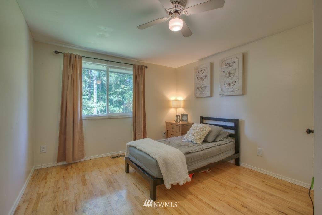 16954 Southeast 149th Street Renton, WA 98059 - Photo 3 of 24
