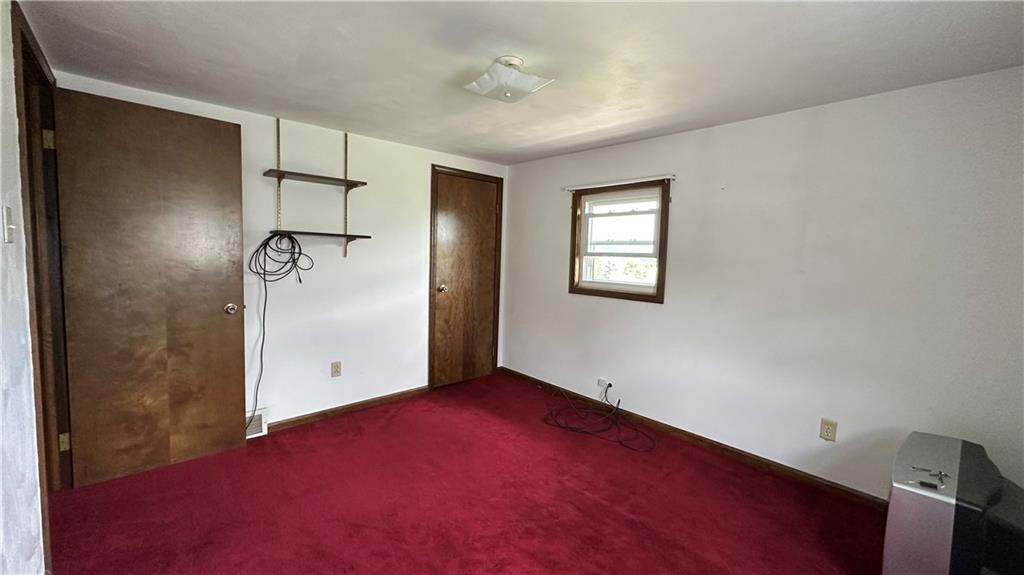 820-822 Jacoby Road Harwick, PA 15049 - Photo 29 of 44 820 MAIN 2ND BEDROOM. NICELY SIZED AND LOTS OF NATURAL LIGHT!