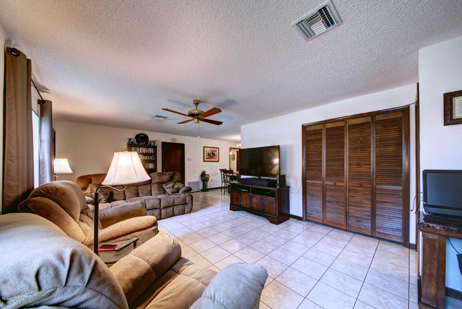 3632 Longbow Road Cocoa, FL 32926 - Photo 11 of 29 E-Living & Dining Areas