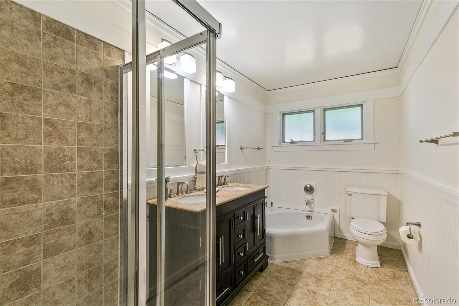 4570 Upham Street Wheat Ridge, CO 80033 - Photo 15 of 36 Gallery Image 15