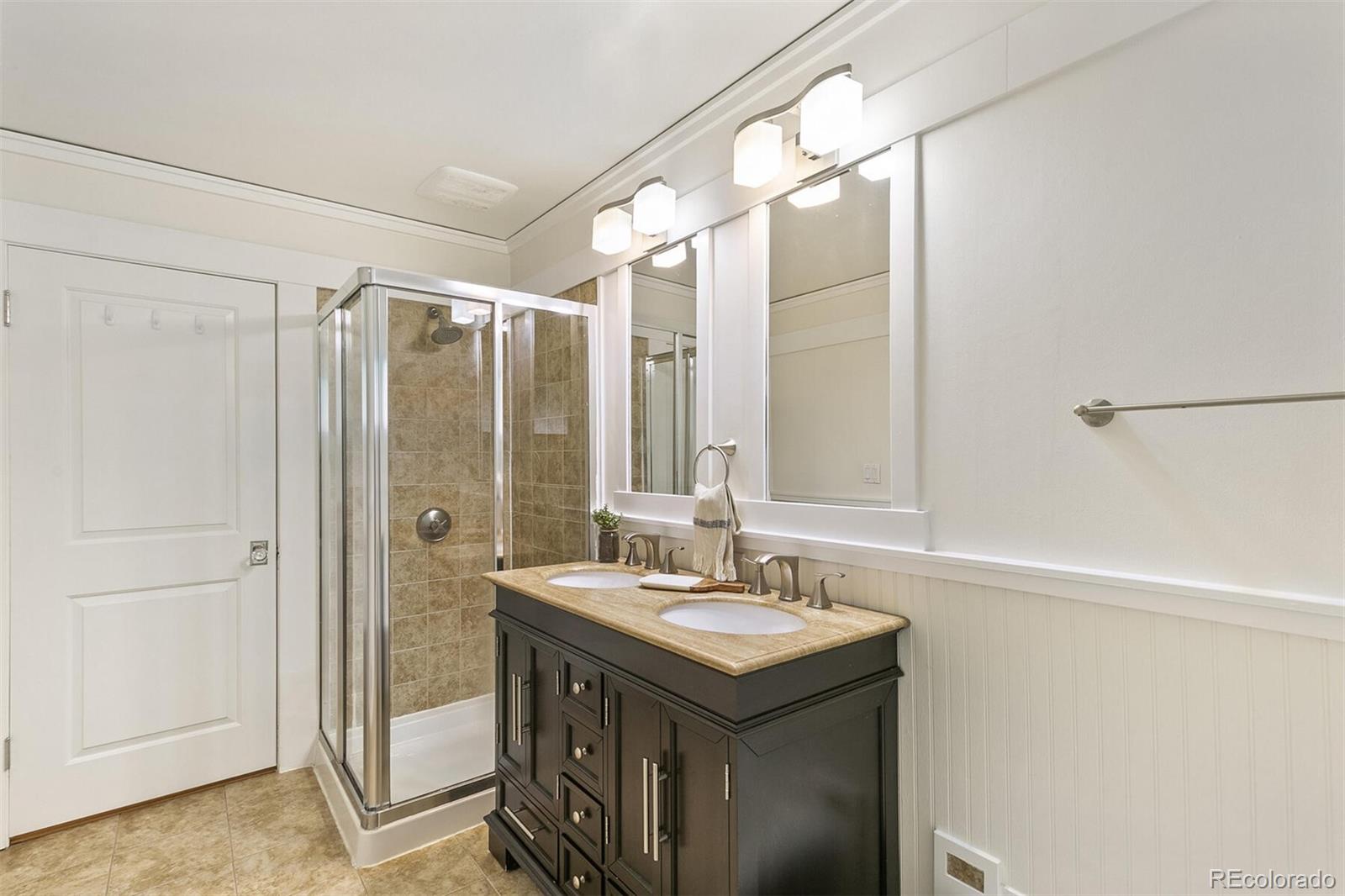 4570 Upham Street Wheat Ridge, CO 80033 - Photo 17 of 36 Gallery Image 17