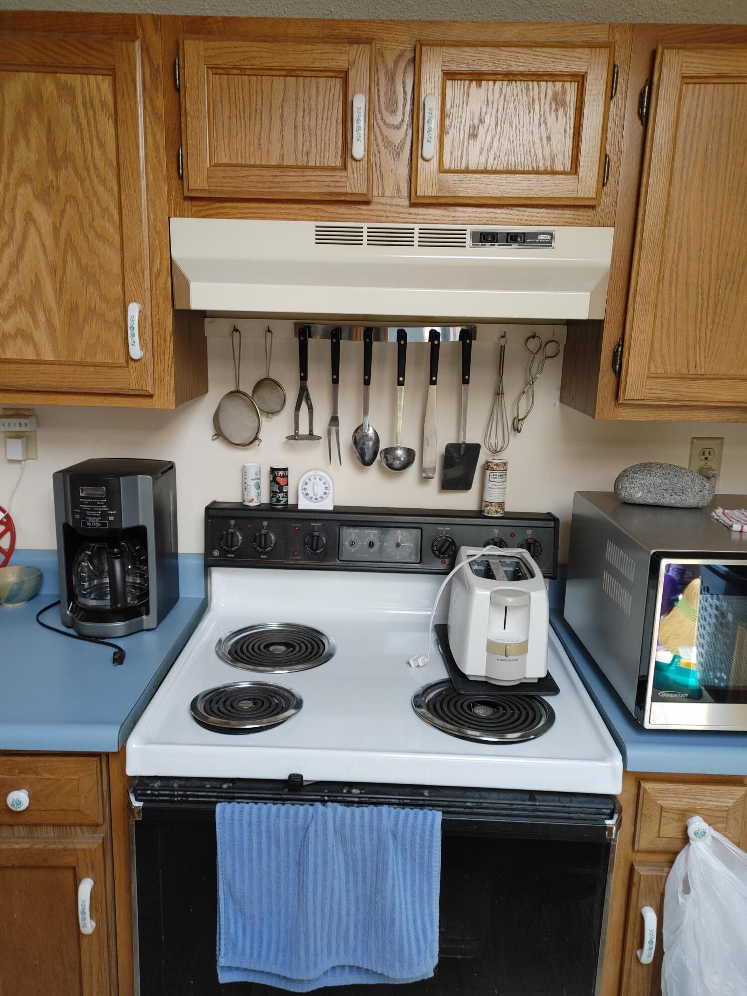 164 West Main Street Searsport, ME 04974 - Photo 11 of 28 0518251358a_HDR