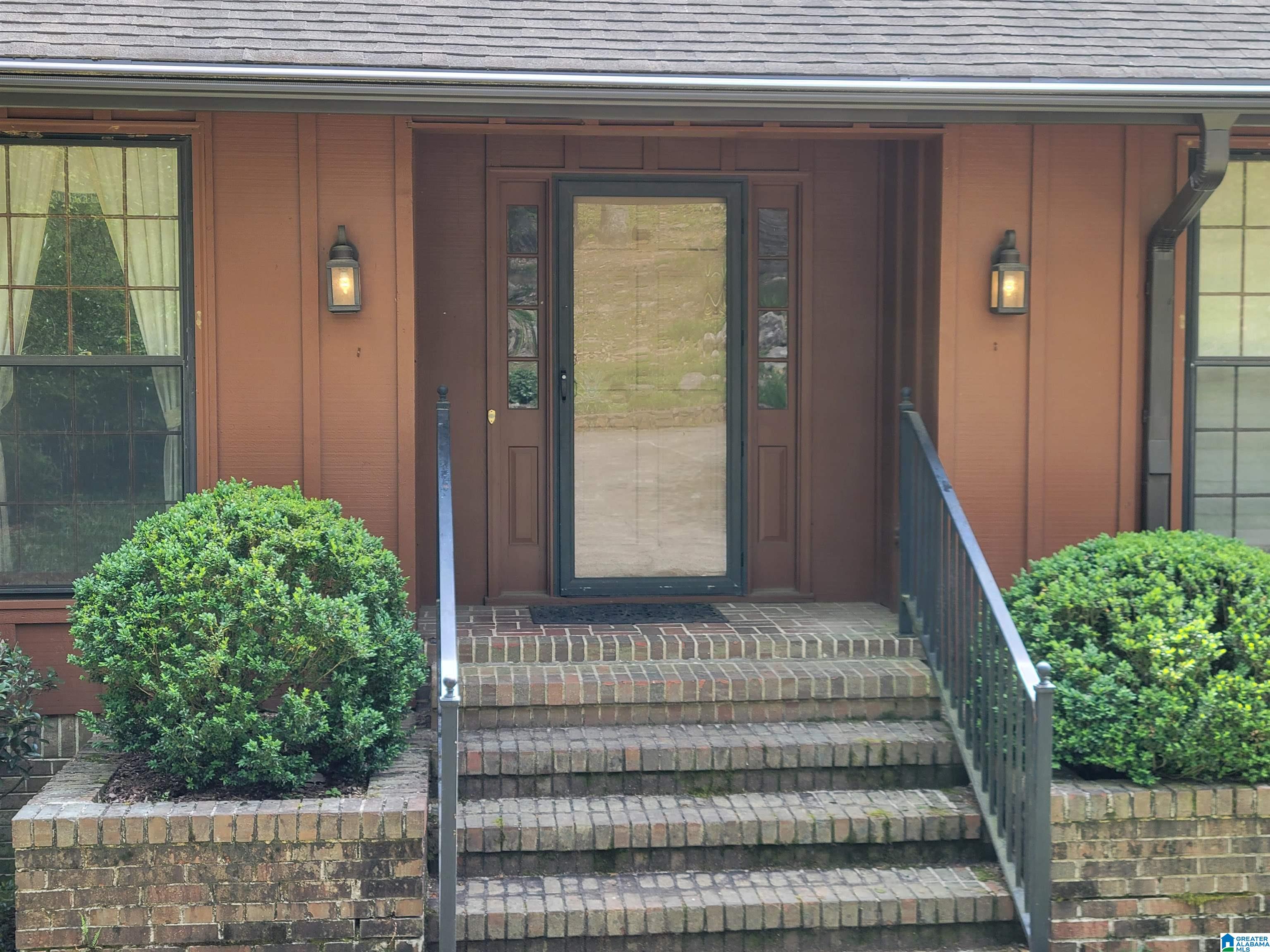 3045 Ryecroft Road Birmingham, AL 35223 - Photo 4 of 32