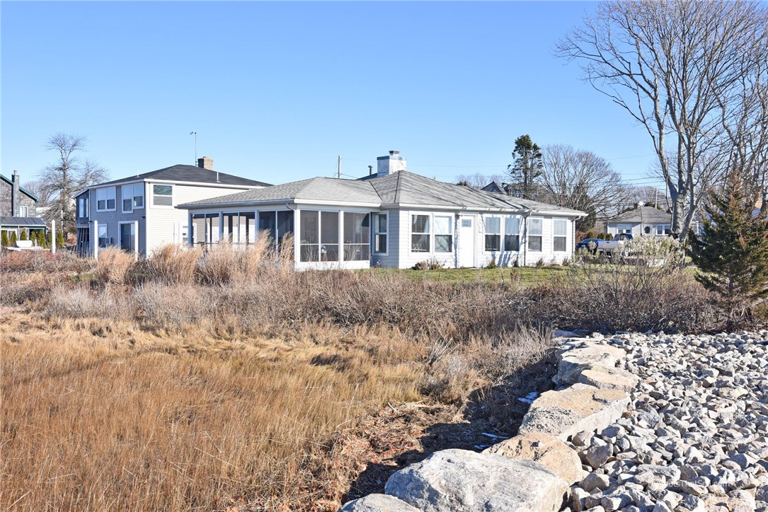 13 Basin Road Narragansett, RI 02882 - Photo 11 of 27 Gallery Image 11