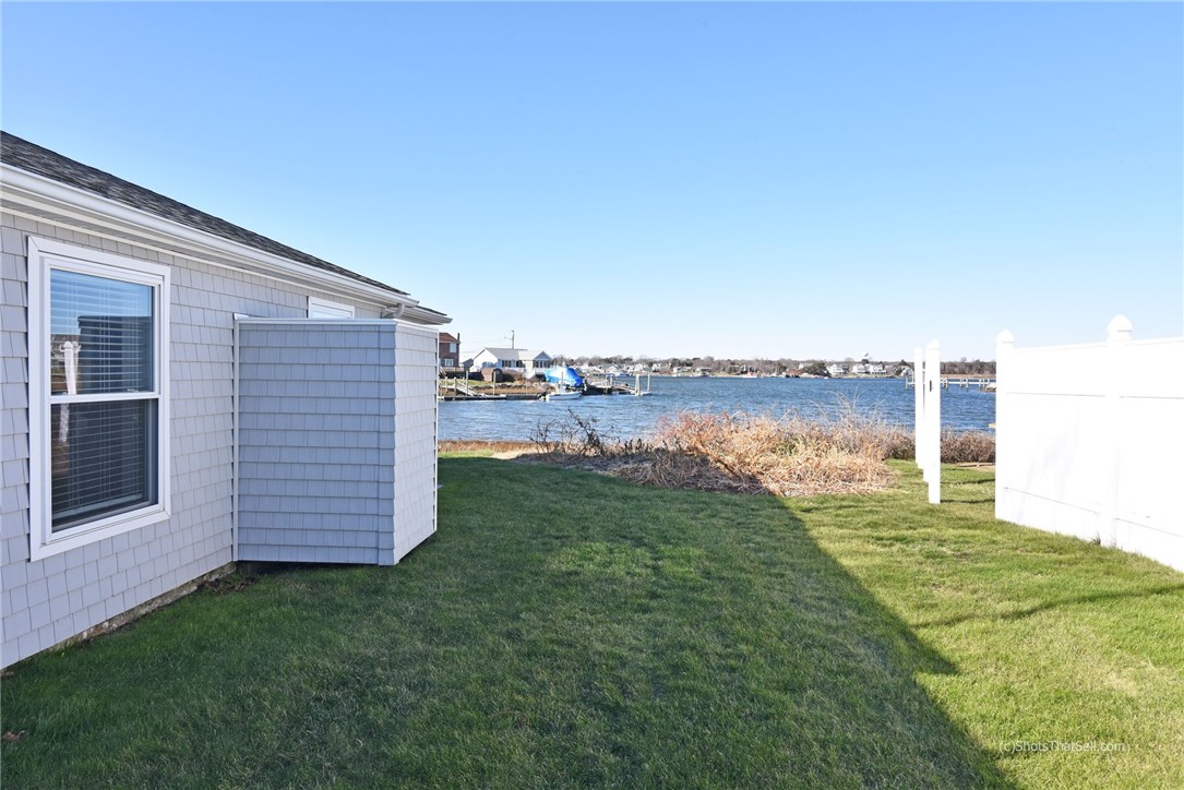 13 Basin Road Narragansett, RI 02882 - Photo 14 of 27 Gallery Image 14