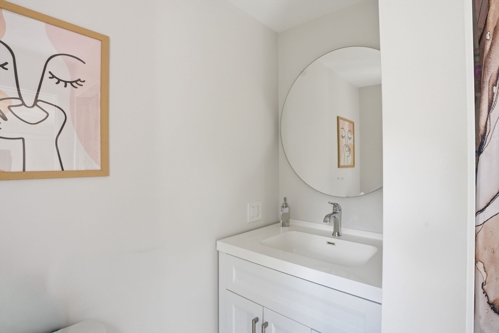 202 Hampton Road Sharon, MA 02067 - Photo 29 of 42