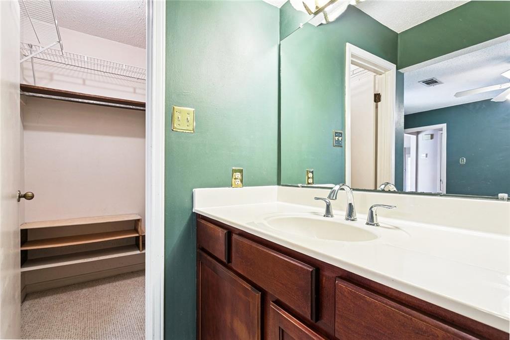 717 Park Ridge Drive River Ridge, LA 70123 - Photo 12 of 20