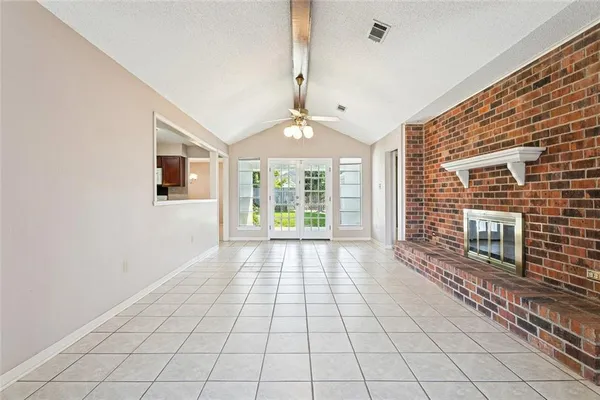 $334,900 | 717 Park Ridge Drive, River Ridge, LA 70123