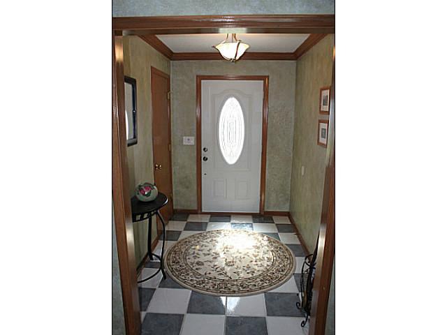 7946 Stemen Road Pickerington, OH 43147 - Photo 3 of 25