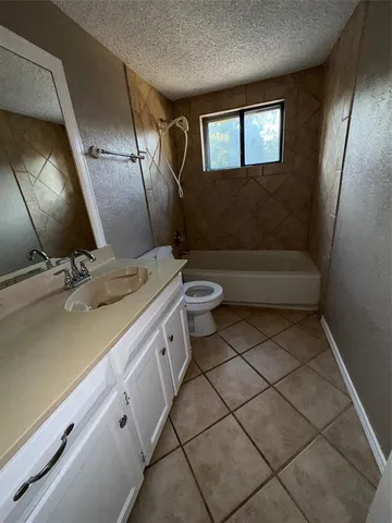 $2,300 | 4604 Andalusia Trail, Arlington, TX 76017