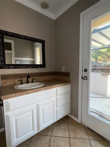 $2,300 | 4604 Andalusia Trail, Arlington, TX 76017