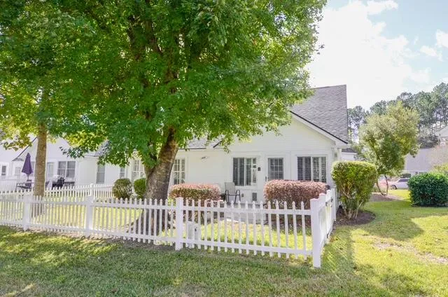 $290,000 | 9086 Delancey Circle, North Charleston, SC 29406