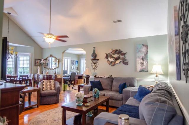 $290,000 | 9086 Delancey Circle, North Charleston, SC 29406