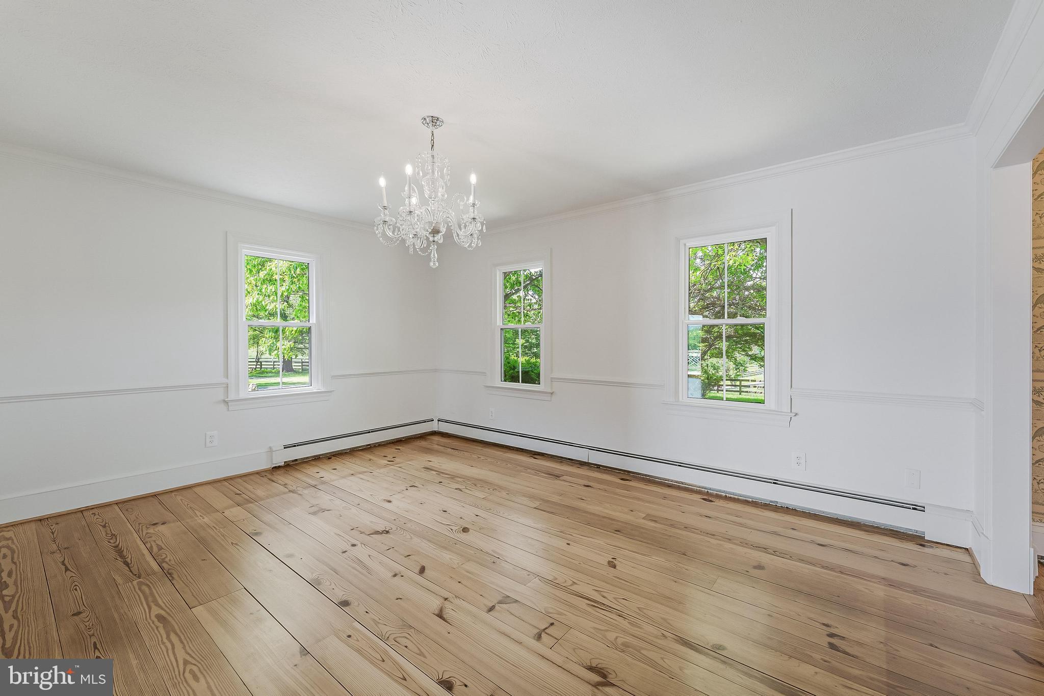 367 Kennel Road Boyce, VA 22620 - Photo 12 of 88 Dining room