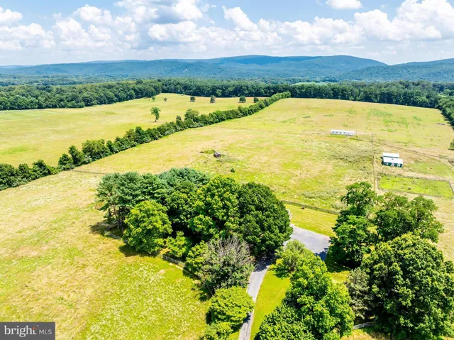 $1,500,000 | 367 Kennel Road, Boyce, VA 22620