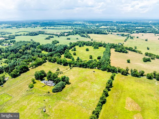 $1,500,000 | 367 Kennel Road, Boyce, VA 22620