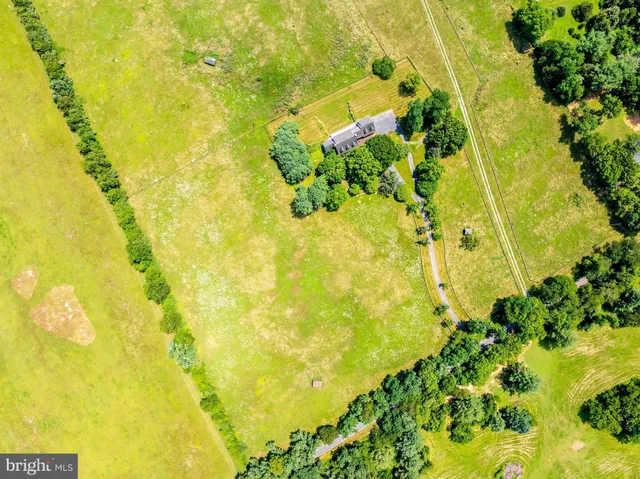 $1,500,000 | 367 Kennel Road, Boyce, VA 22620