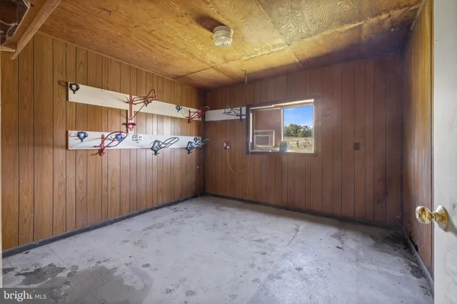 $1,500,000 | 367 Kennel Road, Boyce, VA 22620