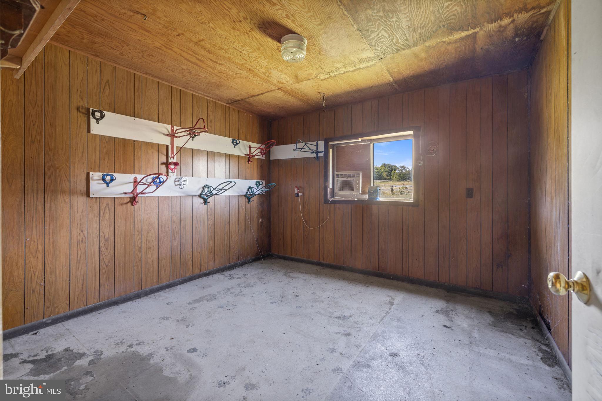 367 Kennel Road Boyce, VA 22620 - Photo 84 of 88 Tack room