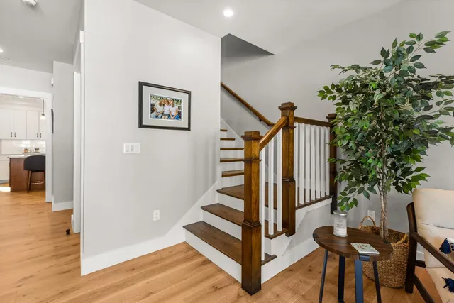 $1,435,000 | 4 Little Bay Drive, Dover, NH 03820