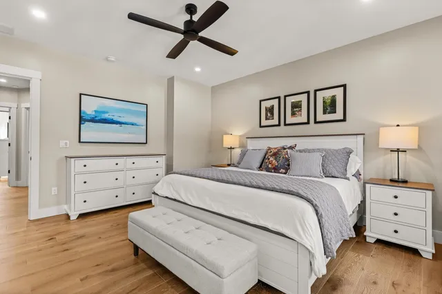 $1,435,000 | 4 Little Bay Drive, Dover, NH 03820