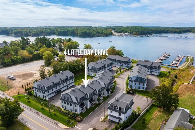 $1,435,000 | 4 Little Bay Drive, Dover, NH 03820