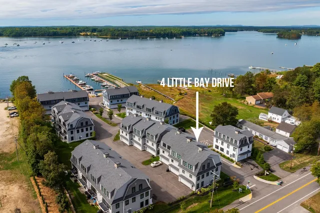 $1,435,000 | 4 Little Bay Drive, Dover, NH 03820