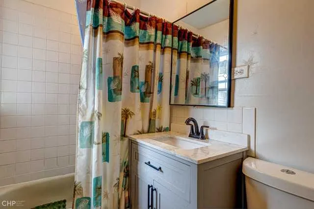 $1,295,000 | 2832 North Mozart Street, Chicago, IL 60618