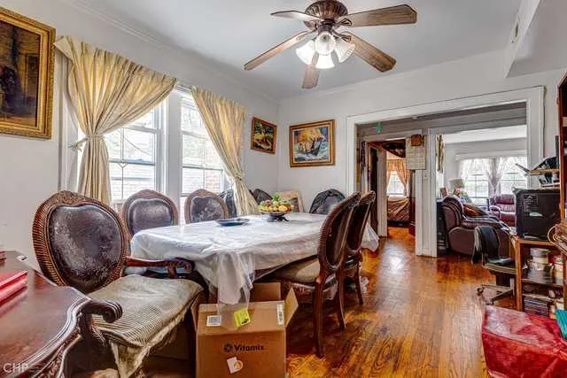 $1,295,000 | 2832 North Mozart Street, Chicago, IL 60618