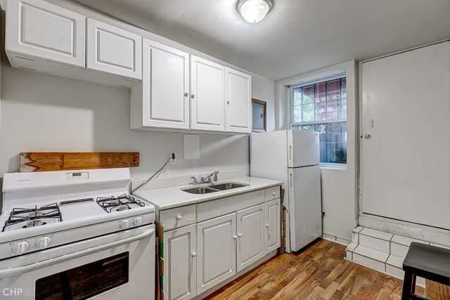 $1,295,000 | 2832 North Mozart Street, Chicago, IL 60618