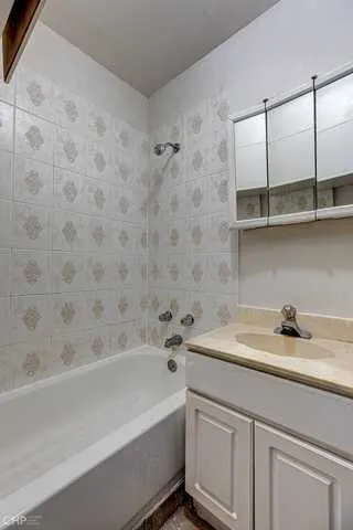 $1,295,000 | 2832 North Mozart Street, Chicago, IL 60618