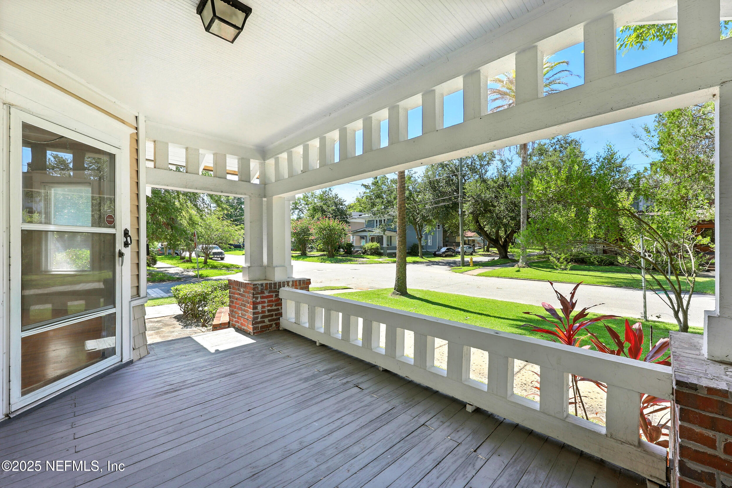 2805 Post Street Jacksonville, FL 32205 - Photo 2 of 23 a view of a porch with wooden floor and outdoor space