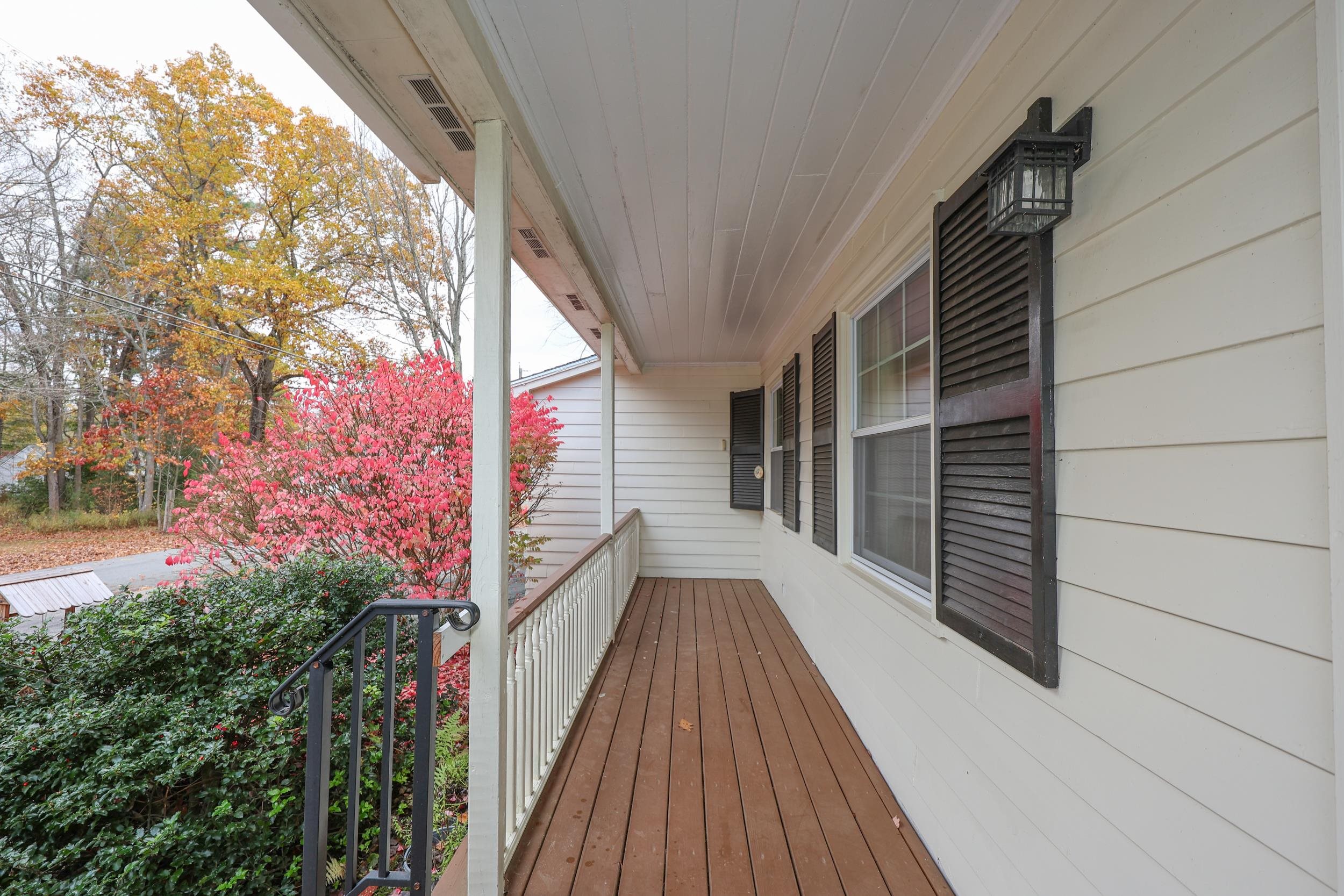 15 Wilson Avenue Concord, NH 03301 - Photo 3 of 60