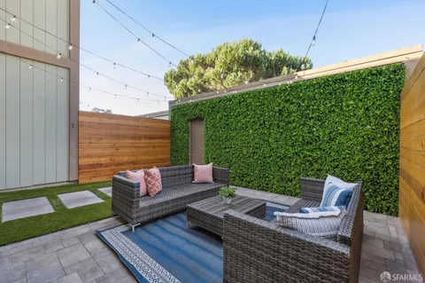 $885,000 | 1152 Admiralty Lane, Alameda, CA 94502