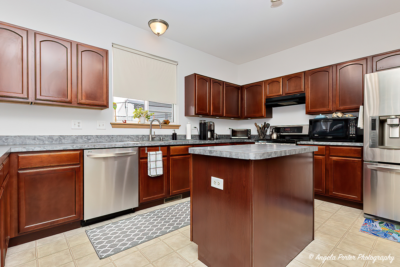 34148 Bluestem Road Round Lake, IL 60073 - Photo 15 of 39