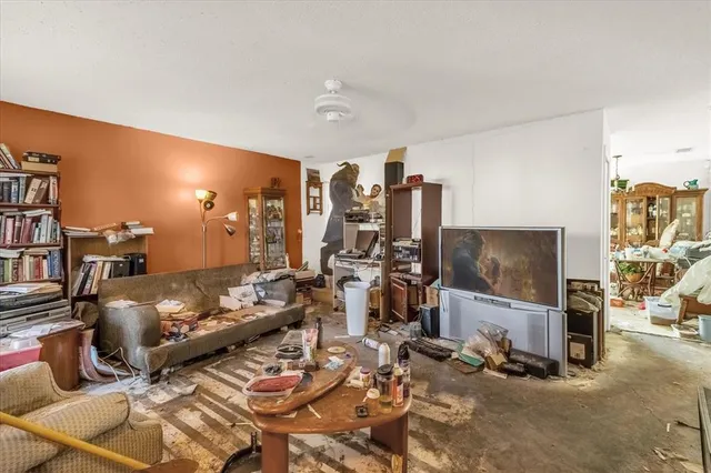 $240,000 | 728 Belvoir Drive, Davenport, FL 33837