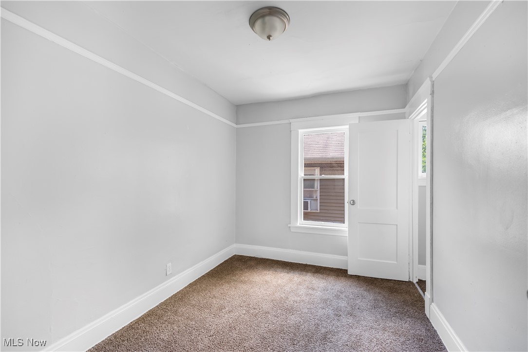 1030 Wheelock Road Cleveland, OH 44103 - Photo 11 of 27
