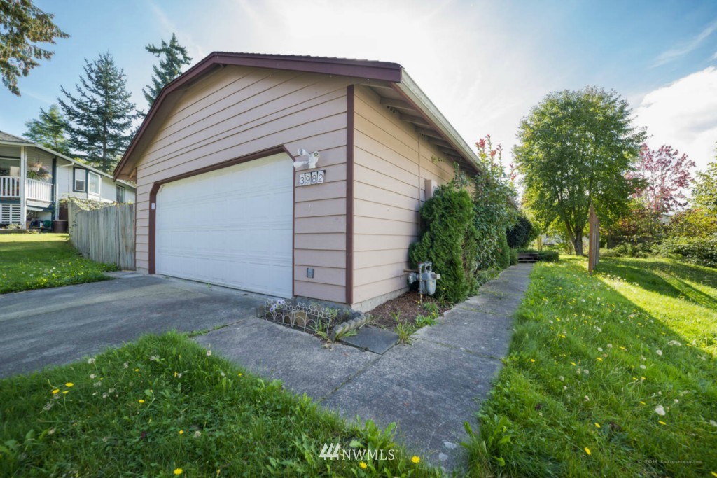 3982 Roma Court Bellingham, WA 98226 - Photo 1 of 19