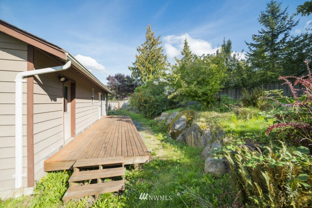 3982 Roma Court Bellingham, WA 98226 - Photo 16 of 19